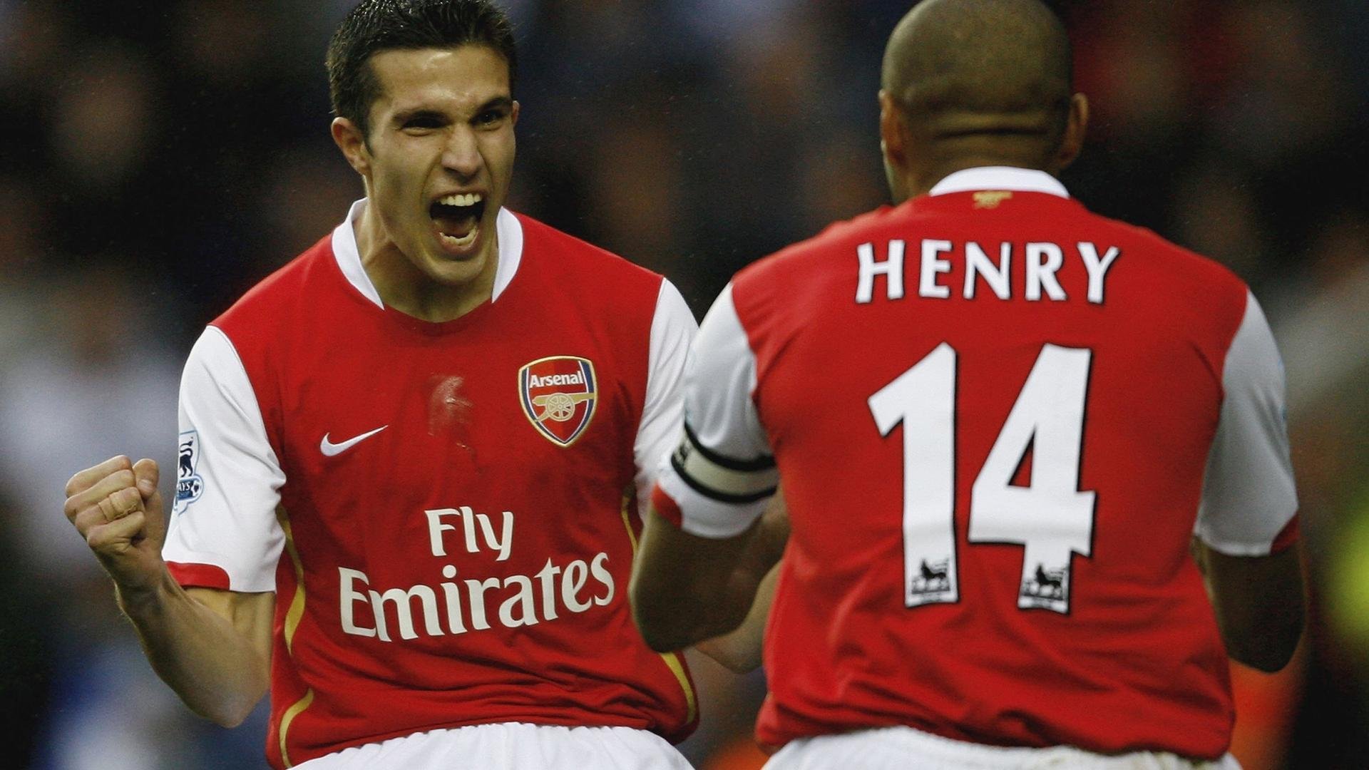 莱万多夫斯基赛事官方发布赛事规则更新新规，掘金争议不断！