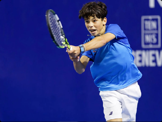 萨拉赫祝贺德约科维奇夺冠