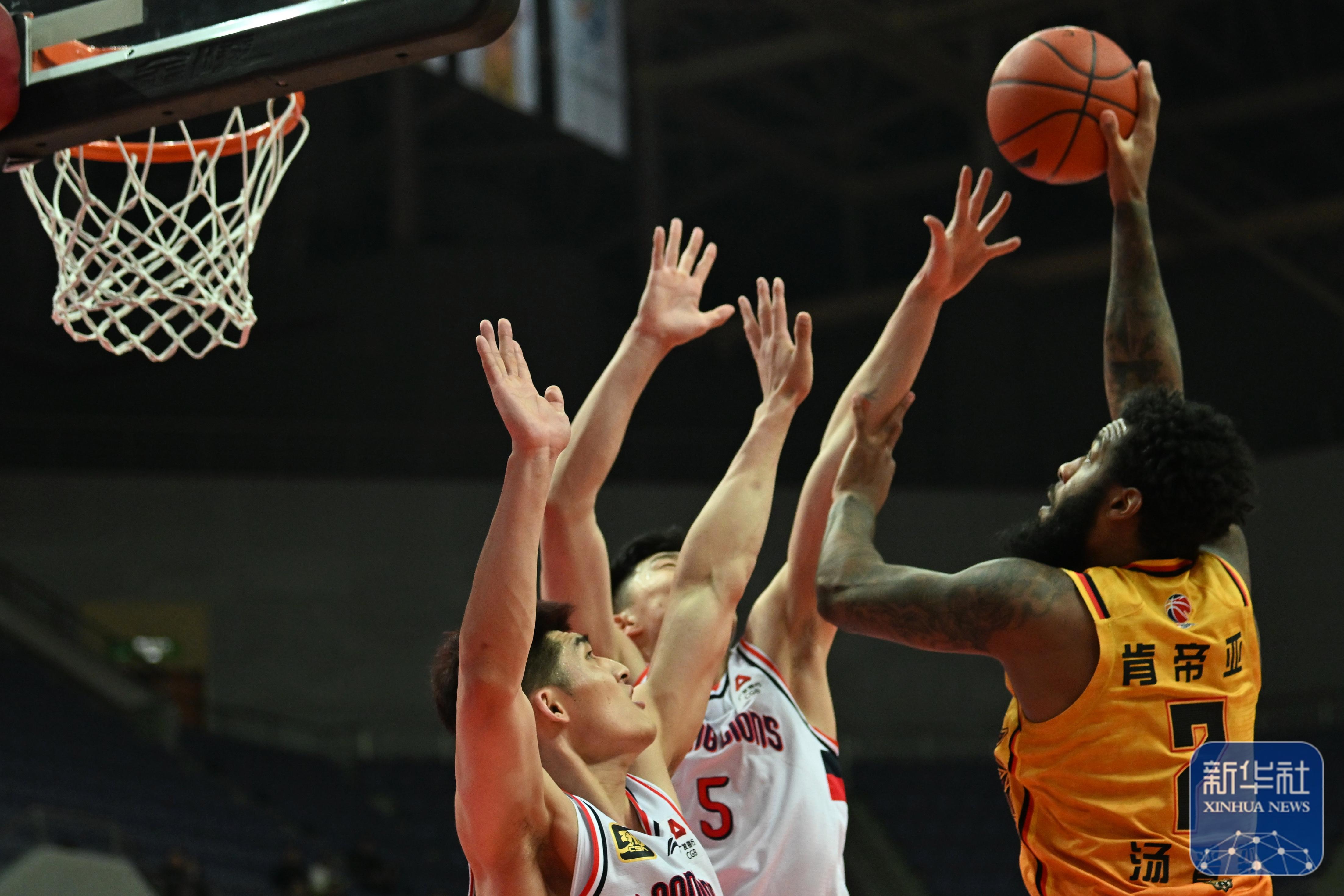 cba广州龙狮队对辽宁本钢真播视频