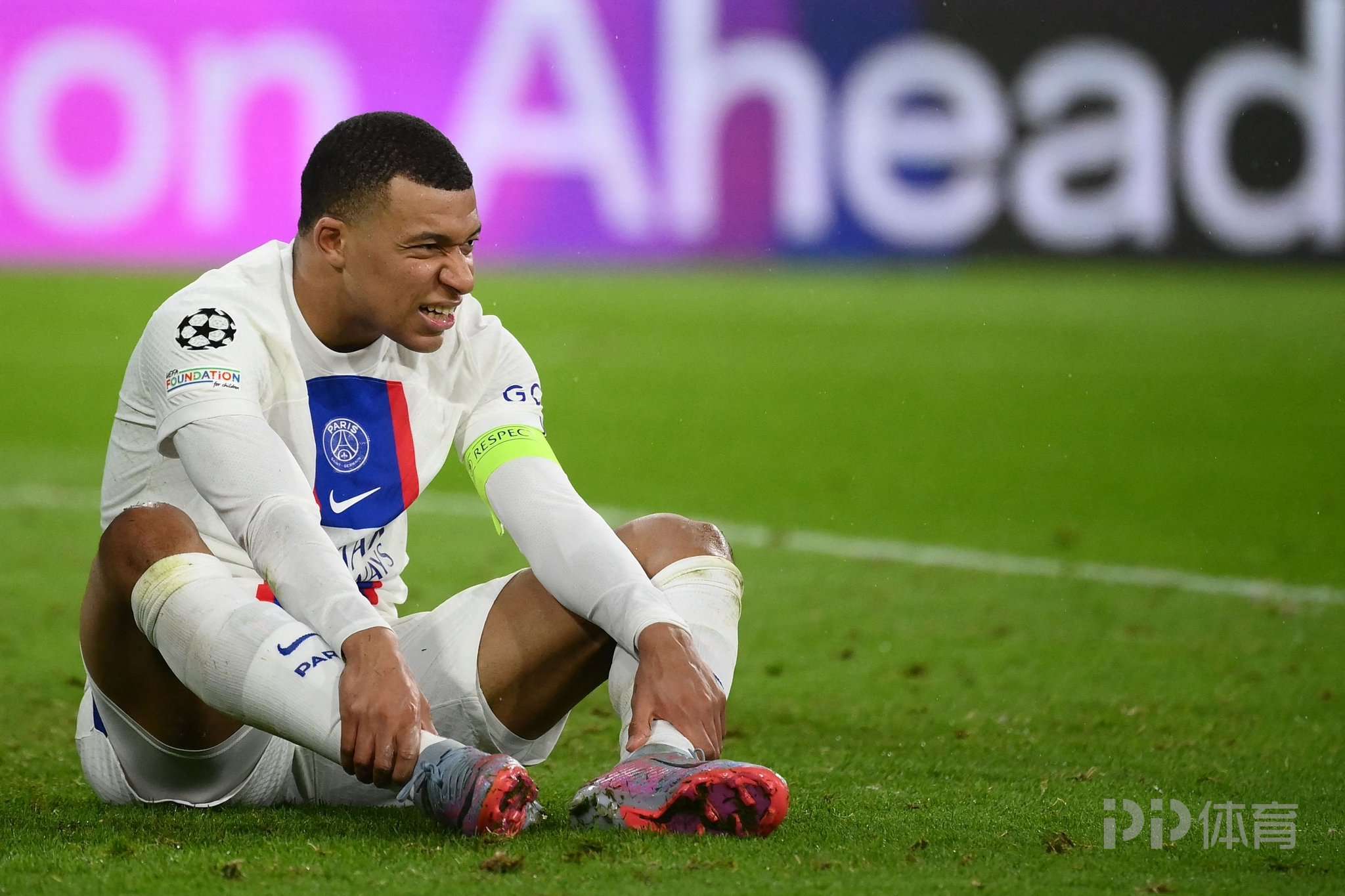 格林犯规巴特勒重伤退赛最新消息