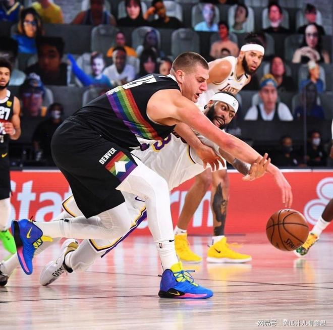 上海海港与上海申花比赛直播